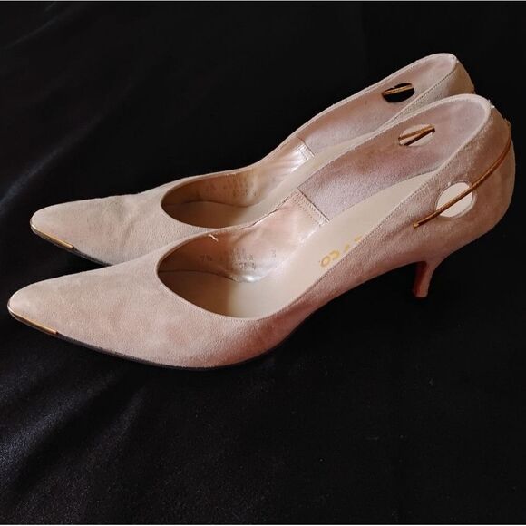 Vintage Shoes - Picture 4 of 8